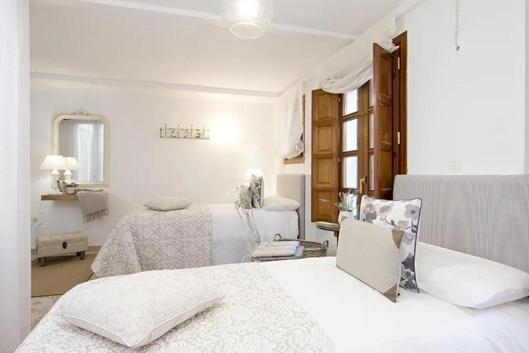Apartamentos La Tona Puerta Elvira Centro Ciudad Grenada Zewnętrze zdjęcie